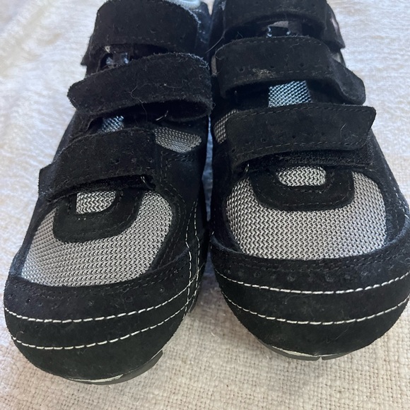 New Specialized clip in bike shoes - Picture 6 of 9